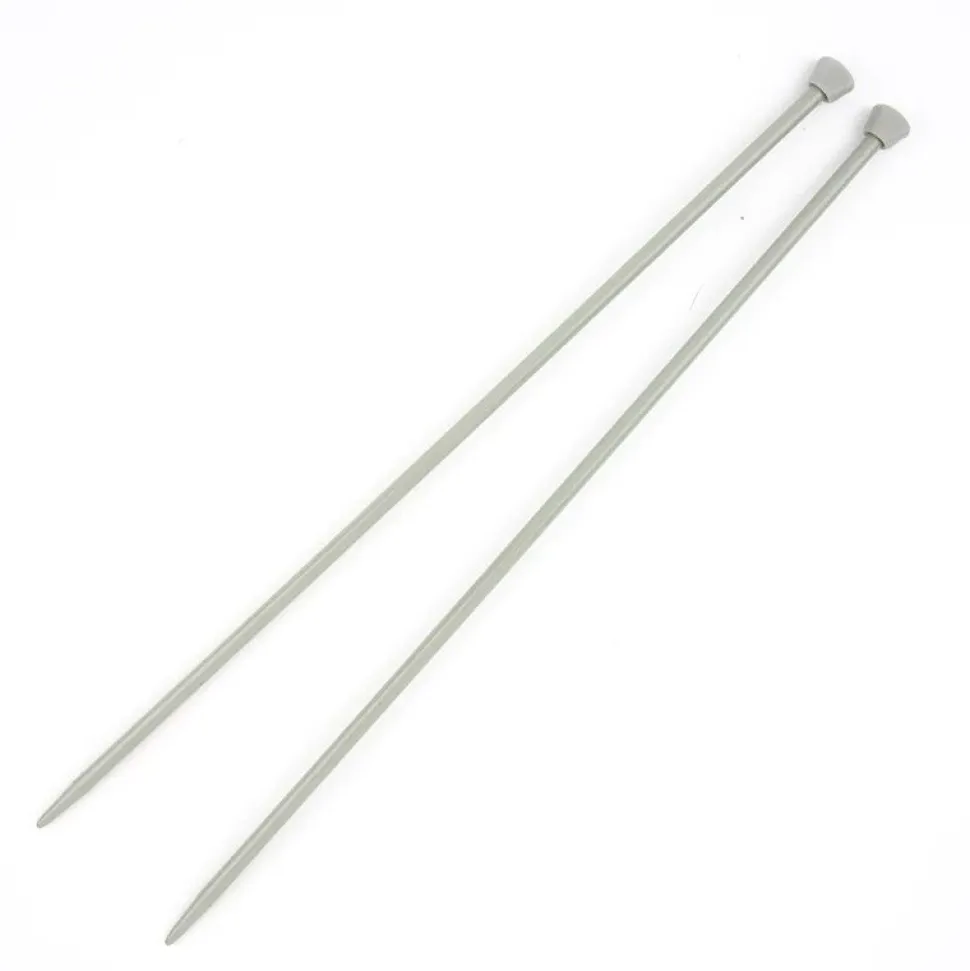 2 Pairs of Knitting Needles