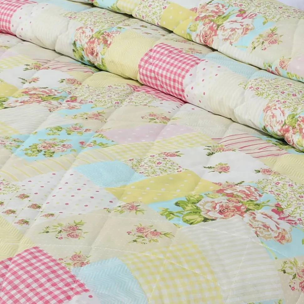 Candice Floral Patchwork Bedspread Set by Velosso