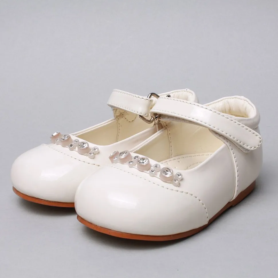Diamond Cream Patent Shoes