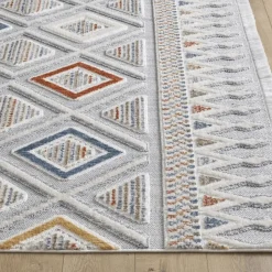 Diamond Lattice Geometric Rug