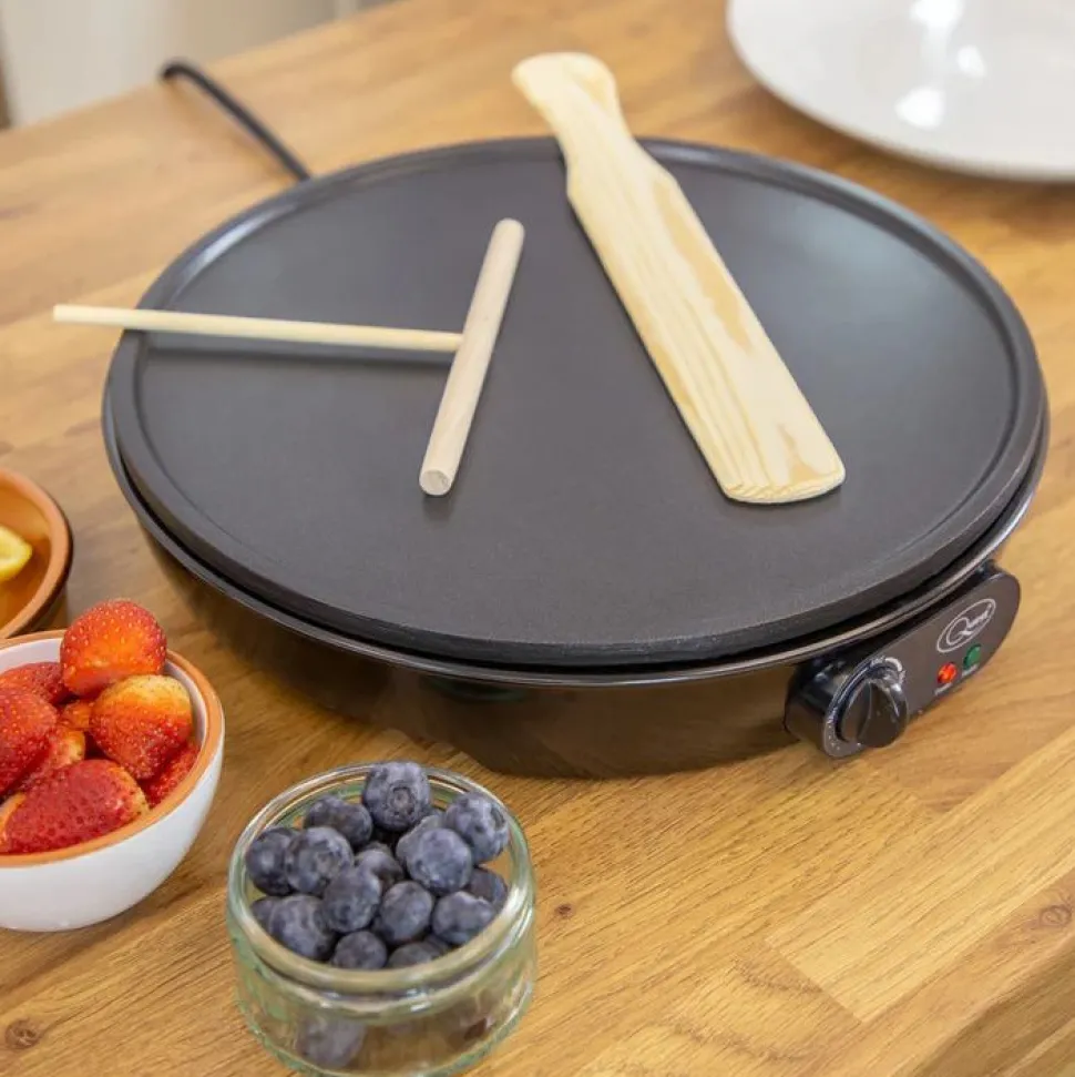 Electric Pancake Maker by Quest