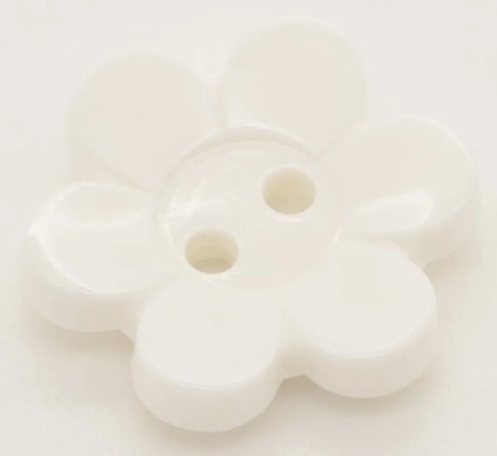 Flower Shaped Button - Size 24