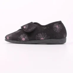 Judith Slippers Black