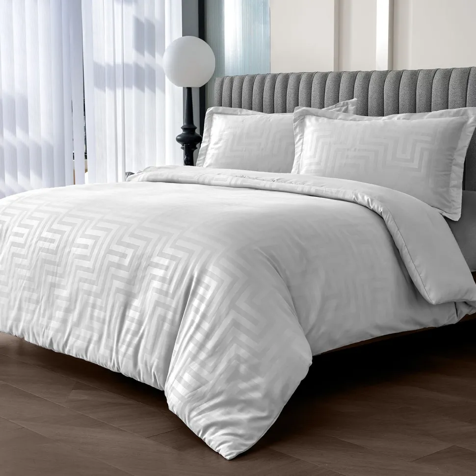 Larson Duvet Cover Set White