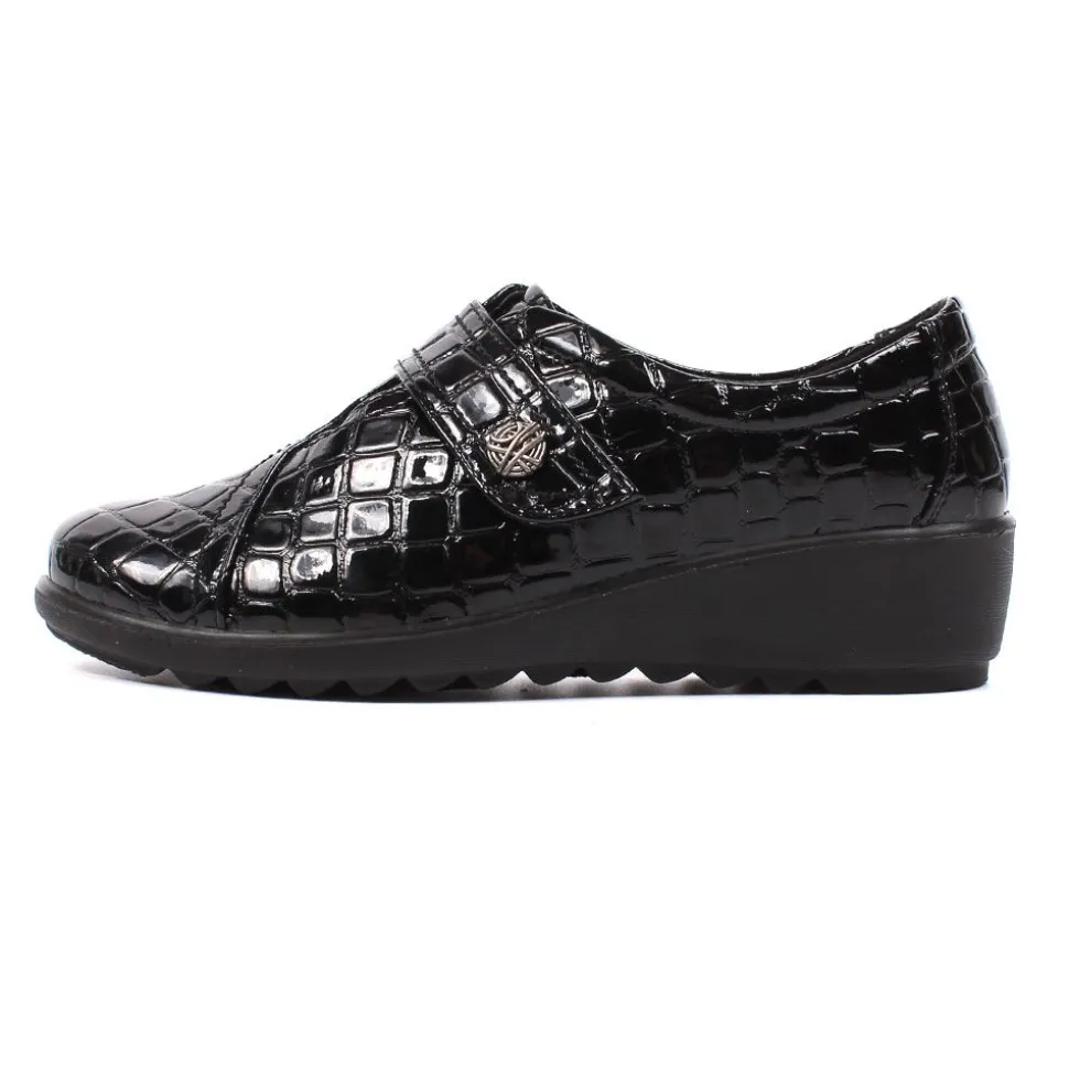 Mia Croc Women's Comfort Walk Shoes Black