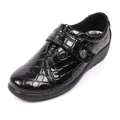 Mia Croc Women's Comfort Walk Shoes Black