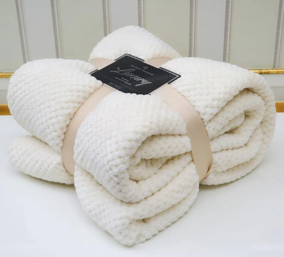 Plush Popcorn Throw by Gaveno Cavailia 150x200cm
