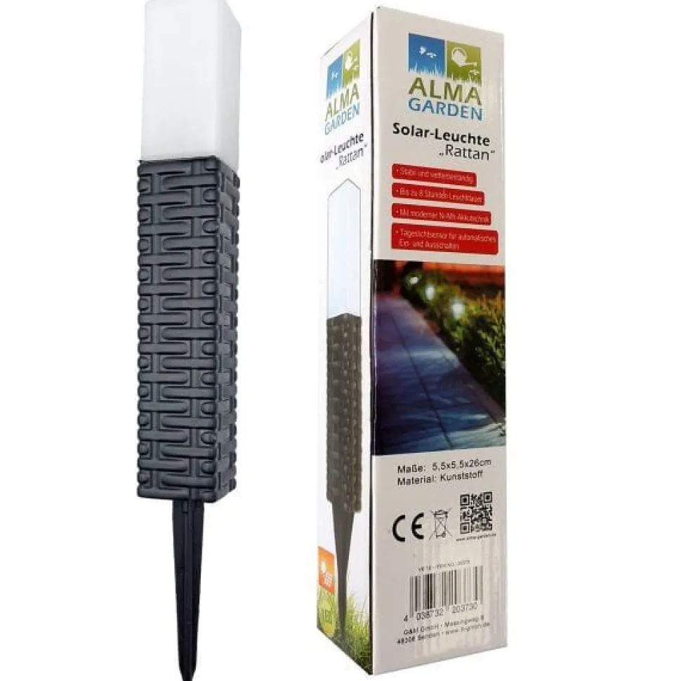 Rattan Solar Light
