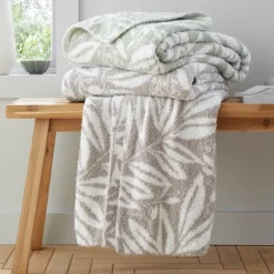 So Soft Sorrel Throw Green by Catherine Lansfield