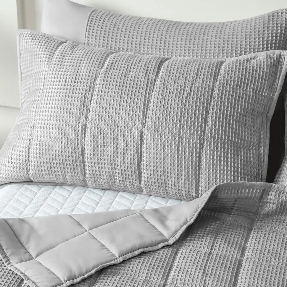 Waffle Weave Bedspread Set Silver by Velosso