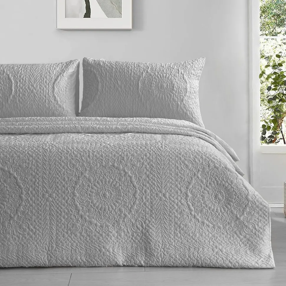Winchester Grey Bedspread 235x235cm