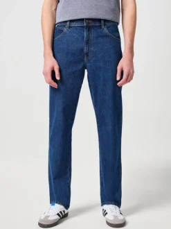 Wrangler Men's Stretch Regular Fit Dark Stone Jeans