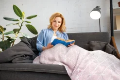 Zahra Recycled Cotton Throw Pink